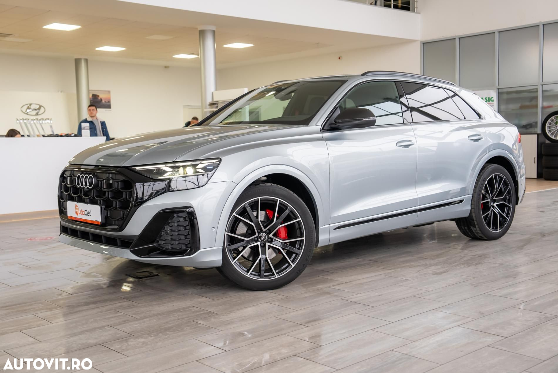 Audi Q8 50 TDI quattro Tiptronic - 2