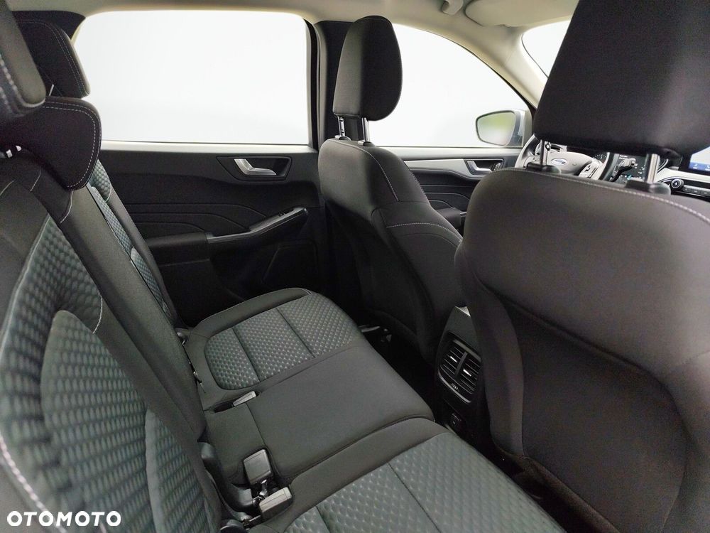 Ford Kuga - 16