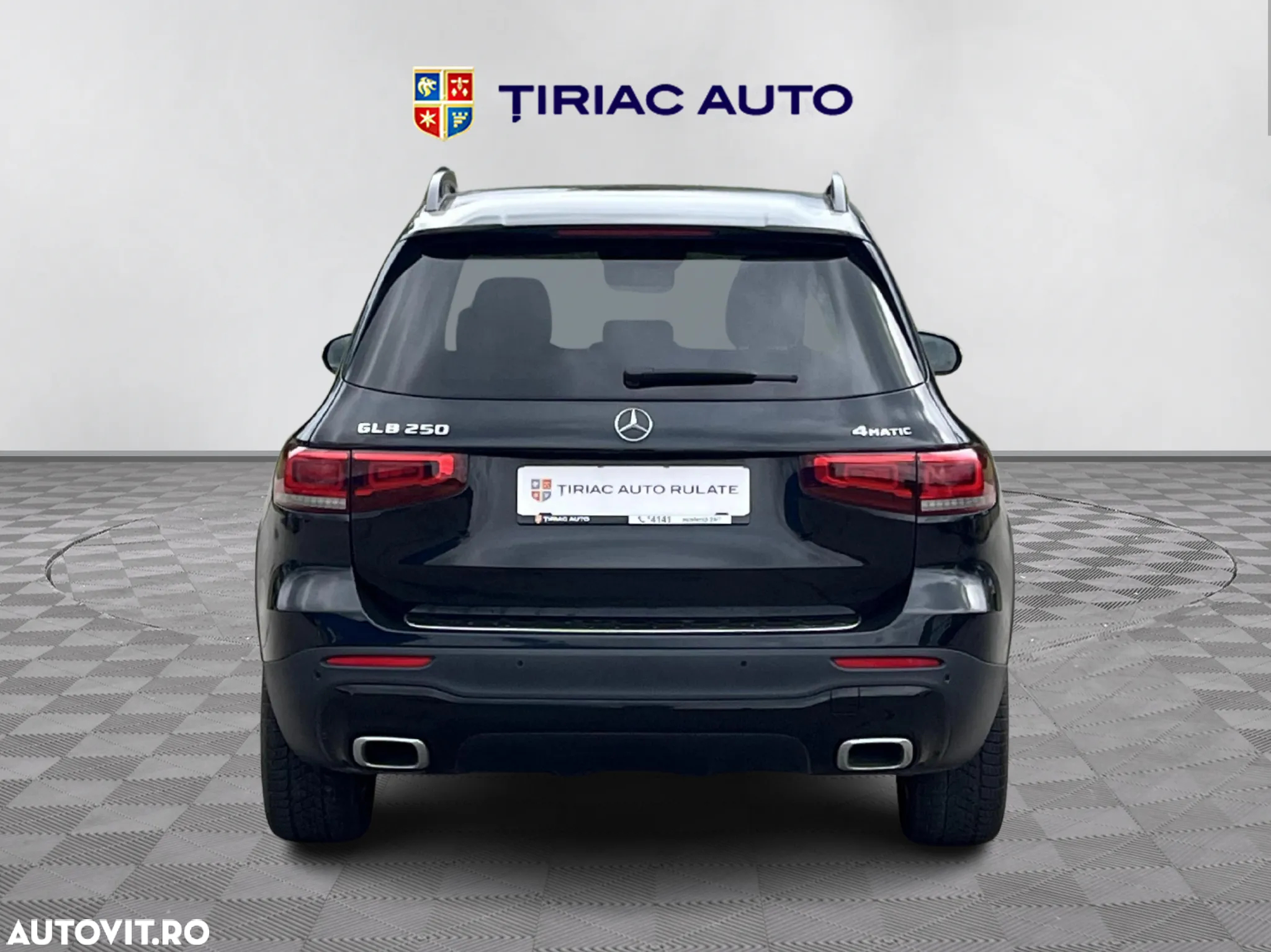 Mercedes-Benz GLB 250 4Matic 8G-DCT AMG Line - 5
