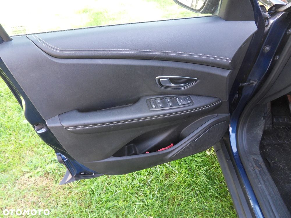 Renault Scenic BLUE dCi 120 BUSINESS EDITION - 19