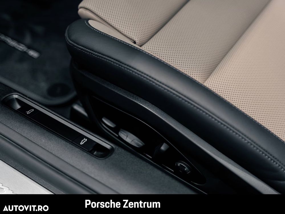 Porsche 911 - 19