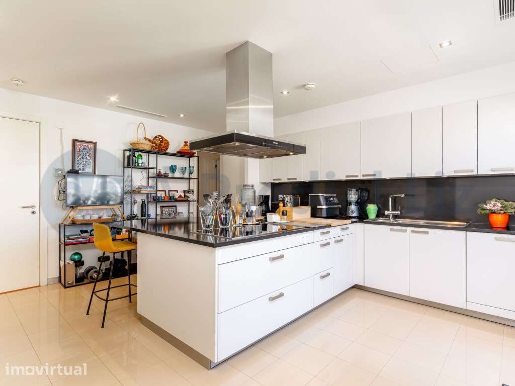 Excelente T4 Duplex - Avenidas Novas - Grande imagem: 4/61
