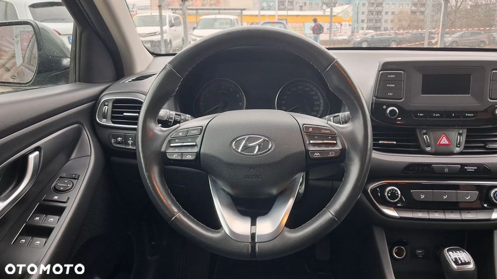 Hyundai i30 1.5 DPI Modern - 15
