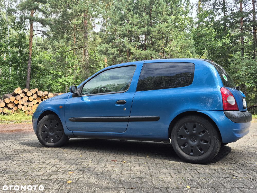 Renault Clio 1.2 16V Authentique - 4