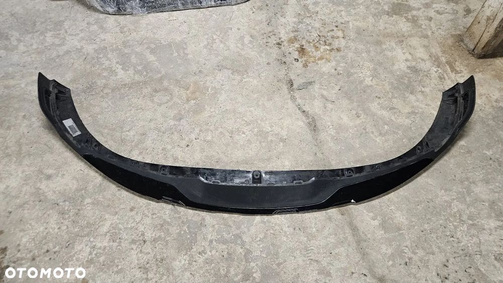 Spoiler spojler zderzaka przedniego Porsche Taycan 9J1 9J0807541B