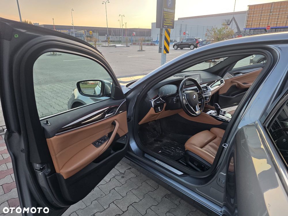 BMW Seria 5 530e iPerformance GPF Luxury Line - 9