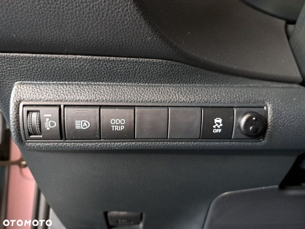 Toyota Corolla 1.8 Hybrid Comfort - 36