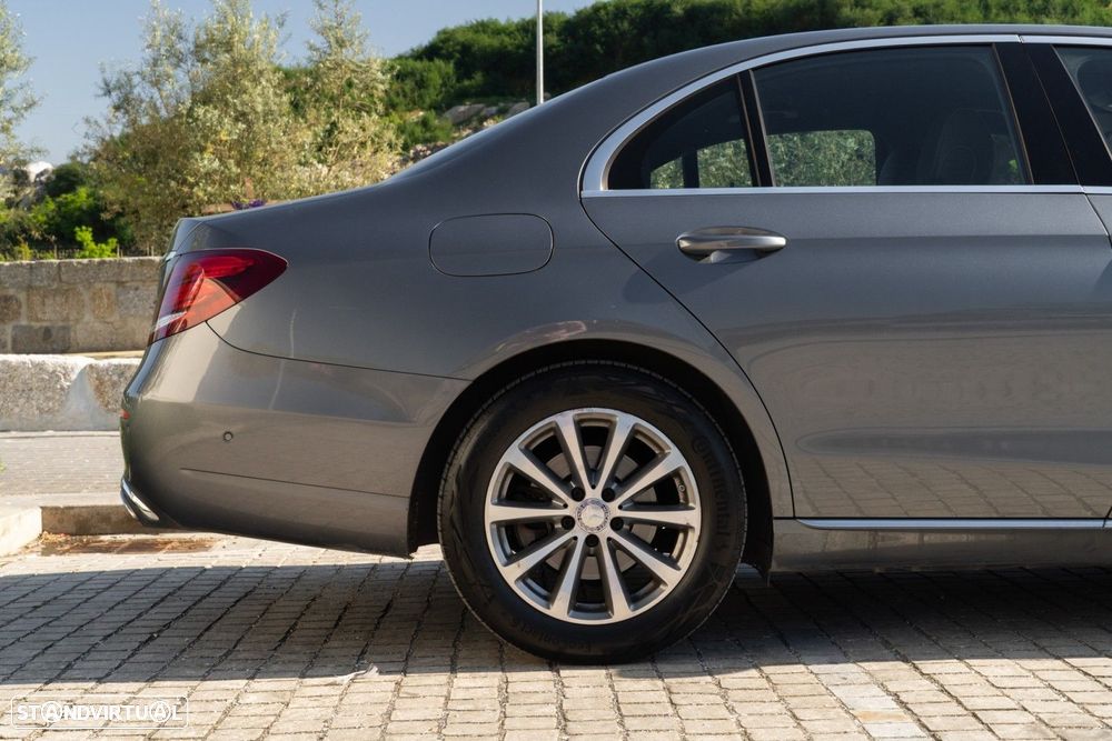 Mercedes-Benz E 220 d Avantgarde - 49