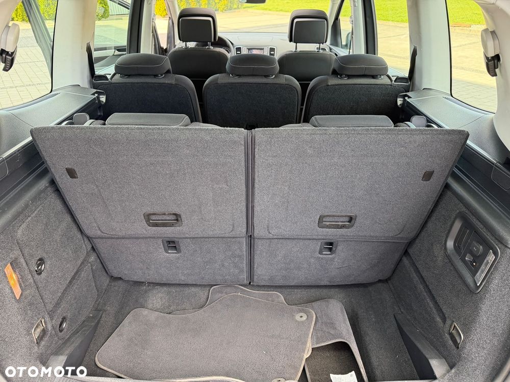 Volkswagen Sharan 2.0 TDI 4MOTION (BlueMotion Technology) Highline - 16