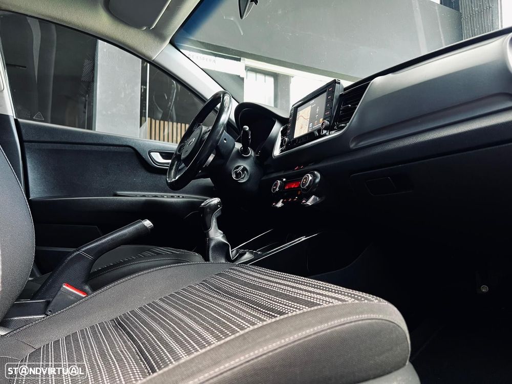 Kia Stonic 1.6 CRDi TX - 20