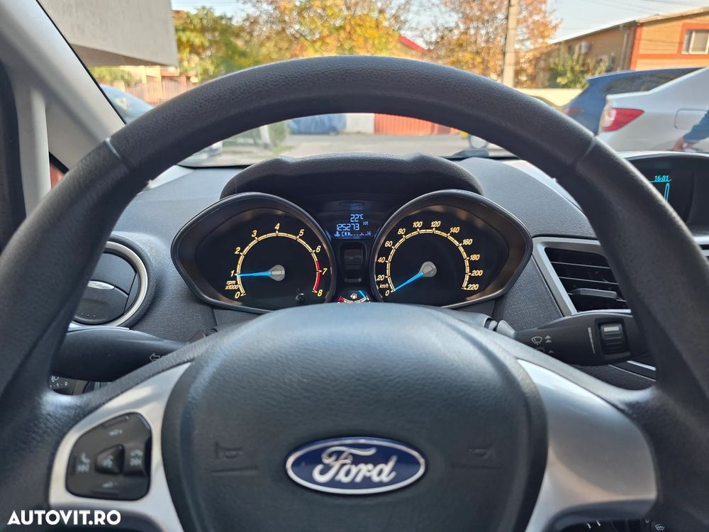 Ford Fiesta 1.0 Trend - 7