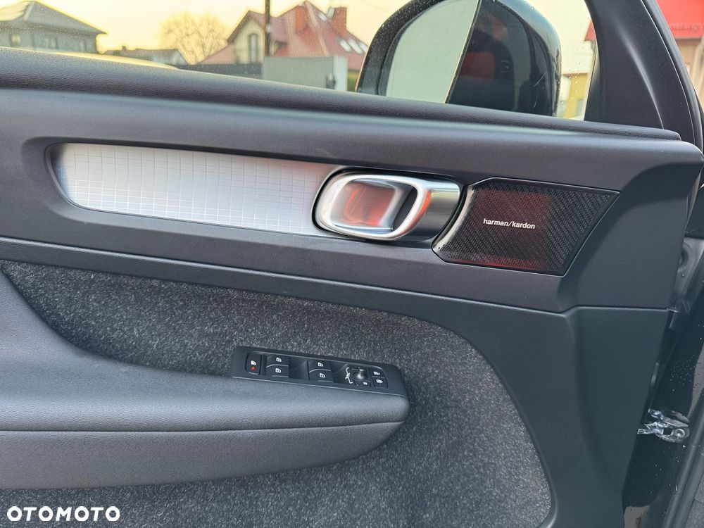 Volvo XC 40 T3 Inscription - 29