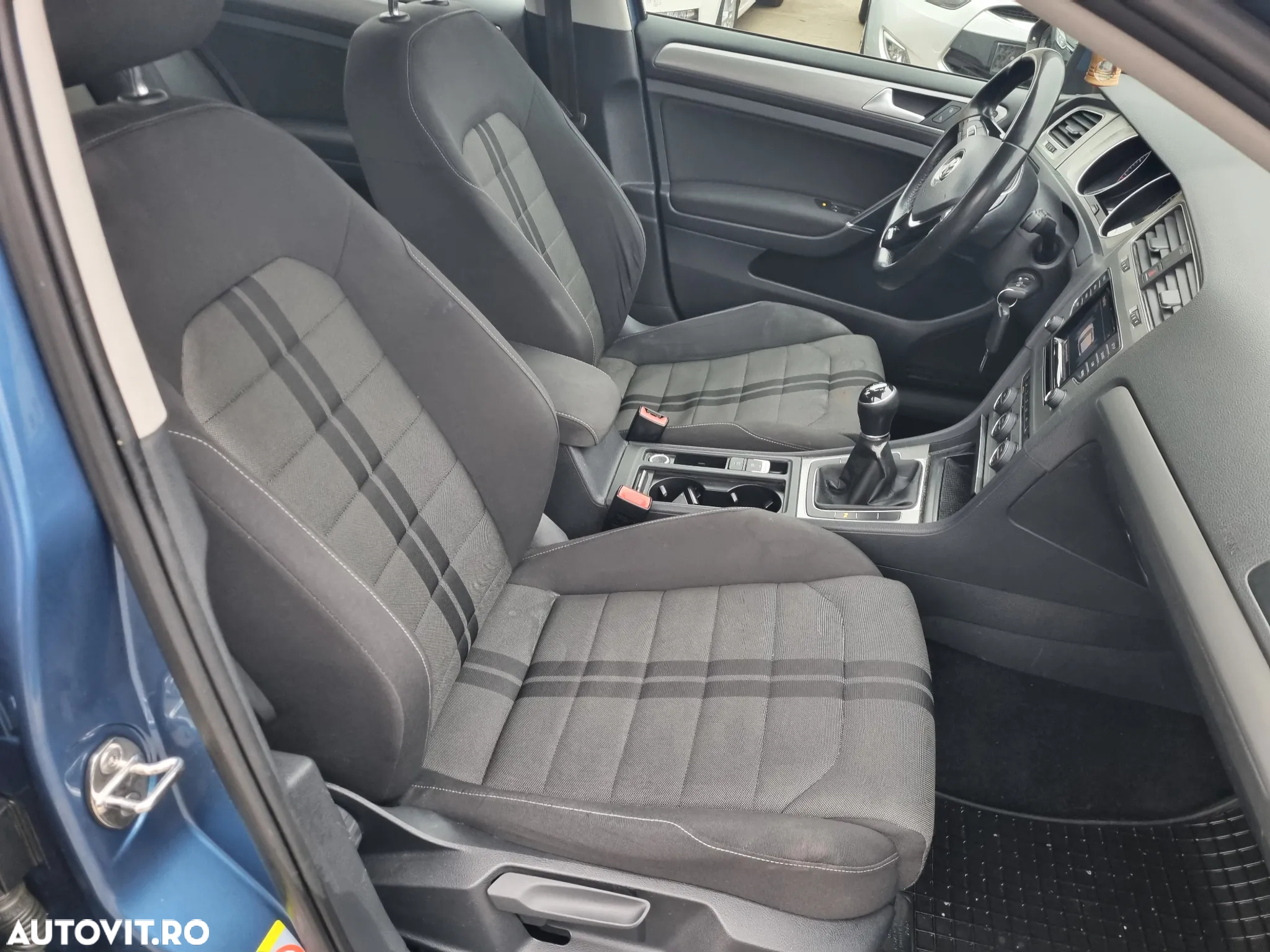 Volkswagen Golf 1.2 TSI BlueMotion Technology Trendline - 28