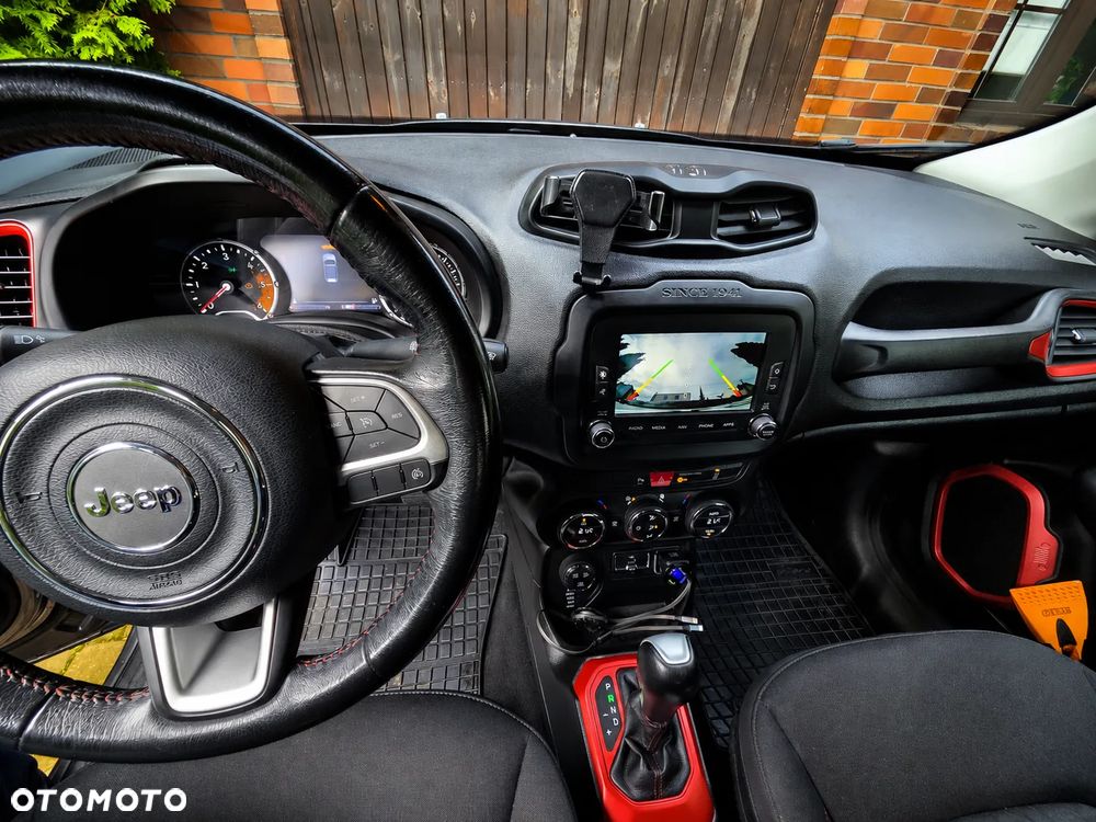 Jeep Renegade - 15