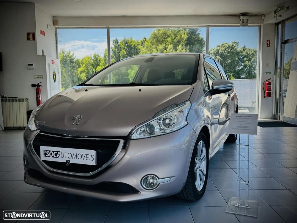 Peugeot 208 - 2