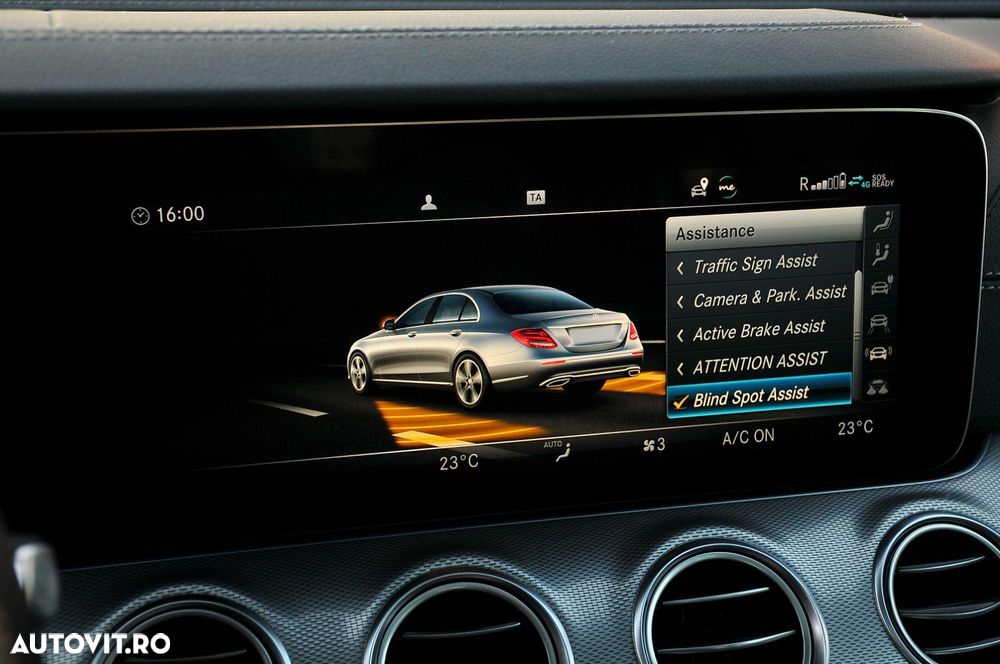 Mercedes-Benz E 300 de 4Matic 9G-TRONIC AMG Line - 29