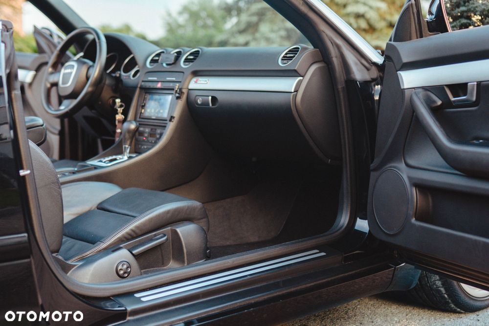 Audi A4 Cabrio 2.0 TFSI multitronic - 19