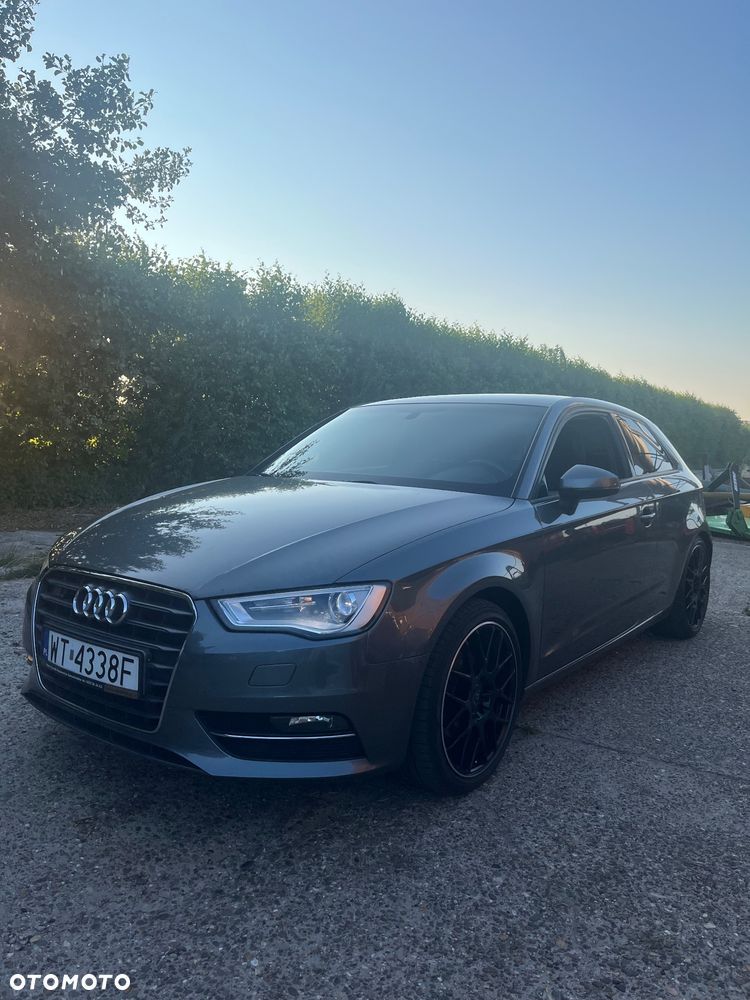 Audi A3 3-drzwiowe 2.0 TDI Quattro Attraction - 2