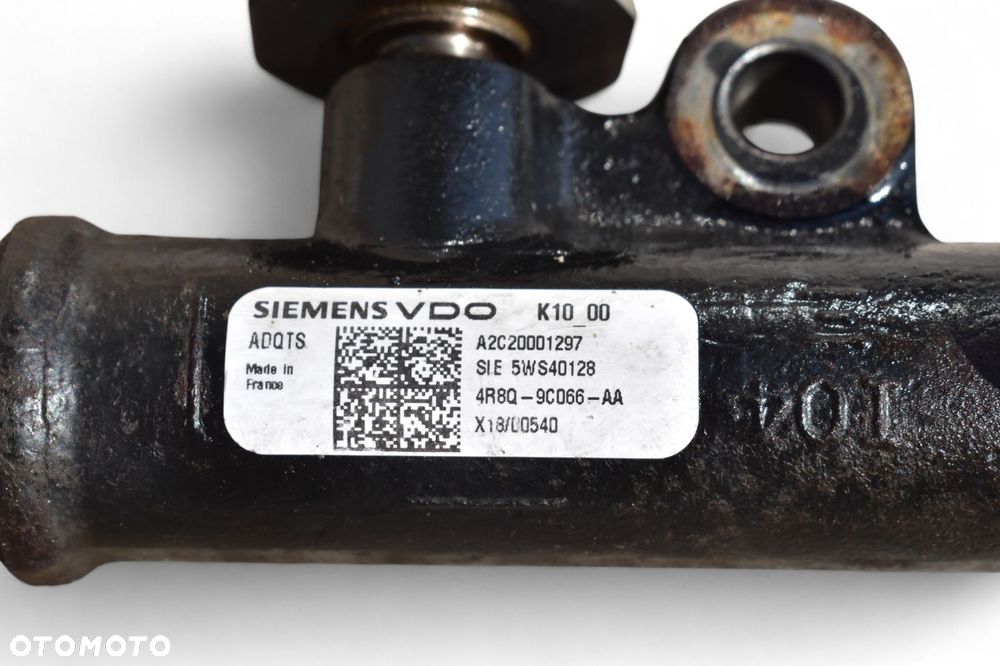 Używany Listwy wtryskowe - 99 PLN - Otomoto.pl