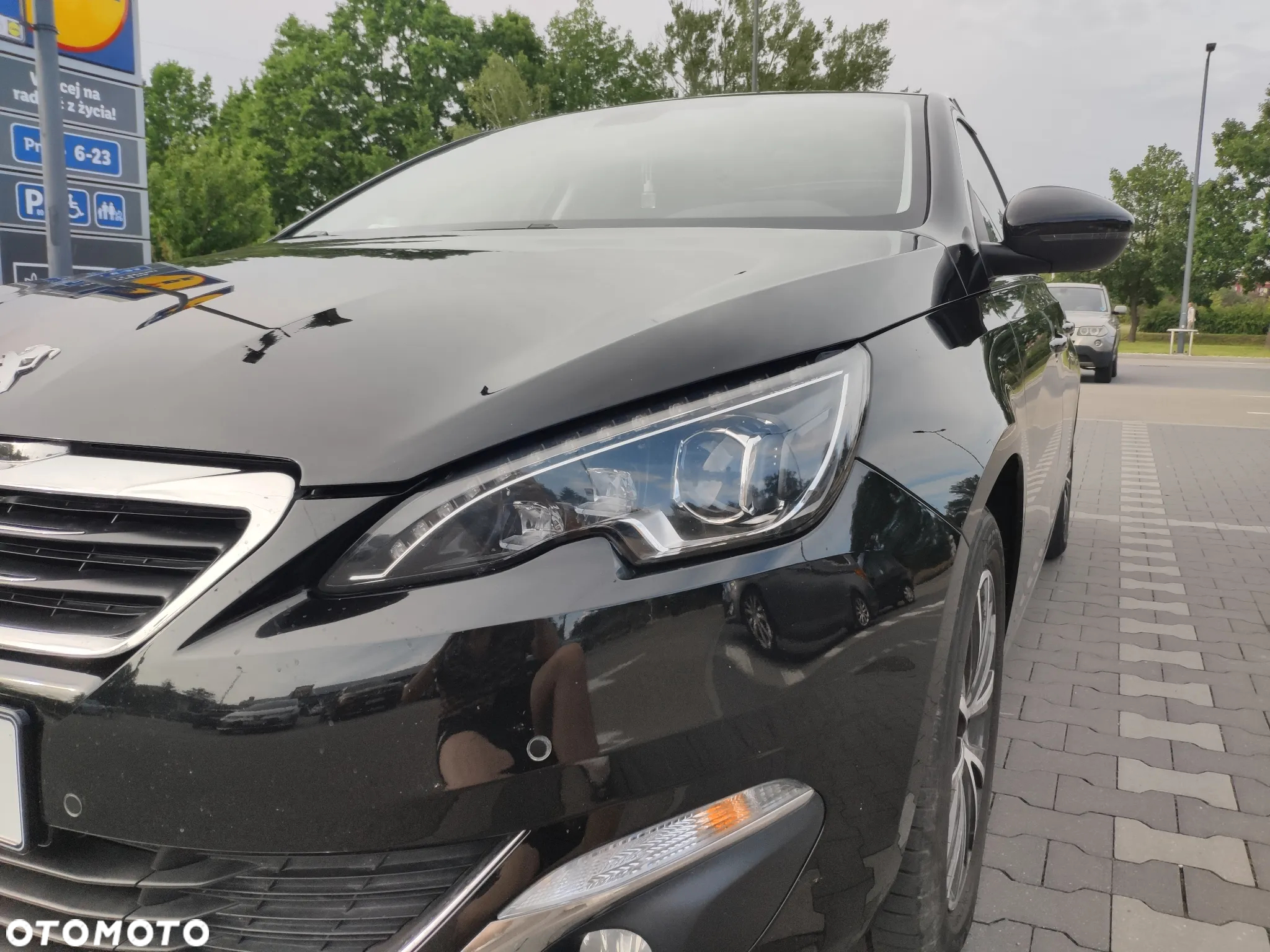 Peugeot 308 1.2 PureTech Allure S&S - 19