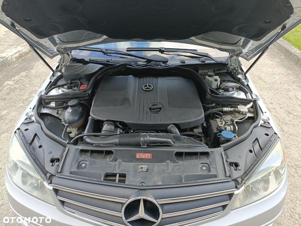 Mercedes-Benz Klasa C 200 CDI BlueEff Avantgarde - 12