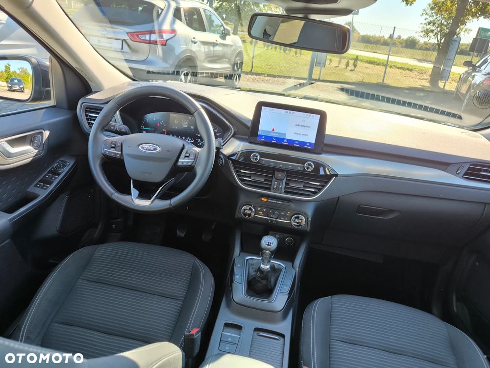 Ford Kuga 2.0 TDCi 2x4 Titanium - 12