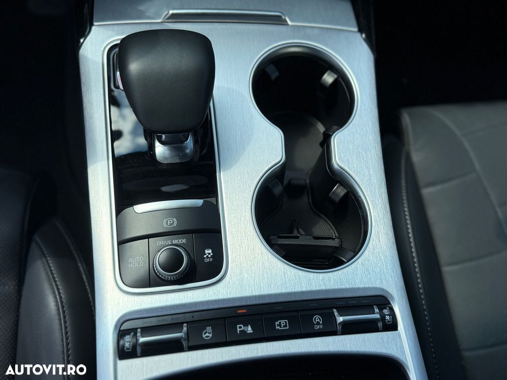 Kia Stinger 3.3 T-GDI 8AT AWD GT - 19