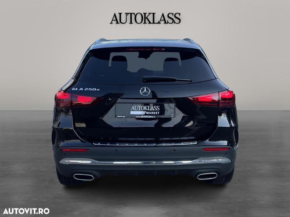 Mercedes-Benz GLA 250 e - 4