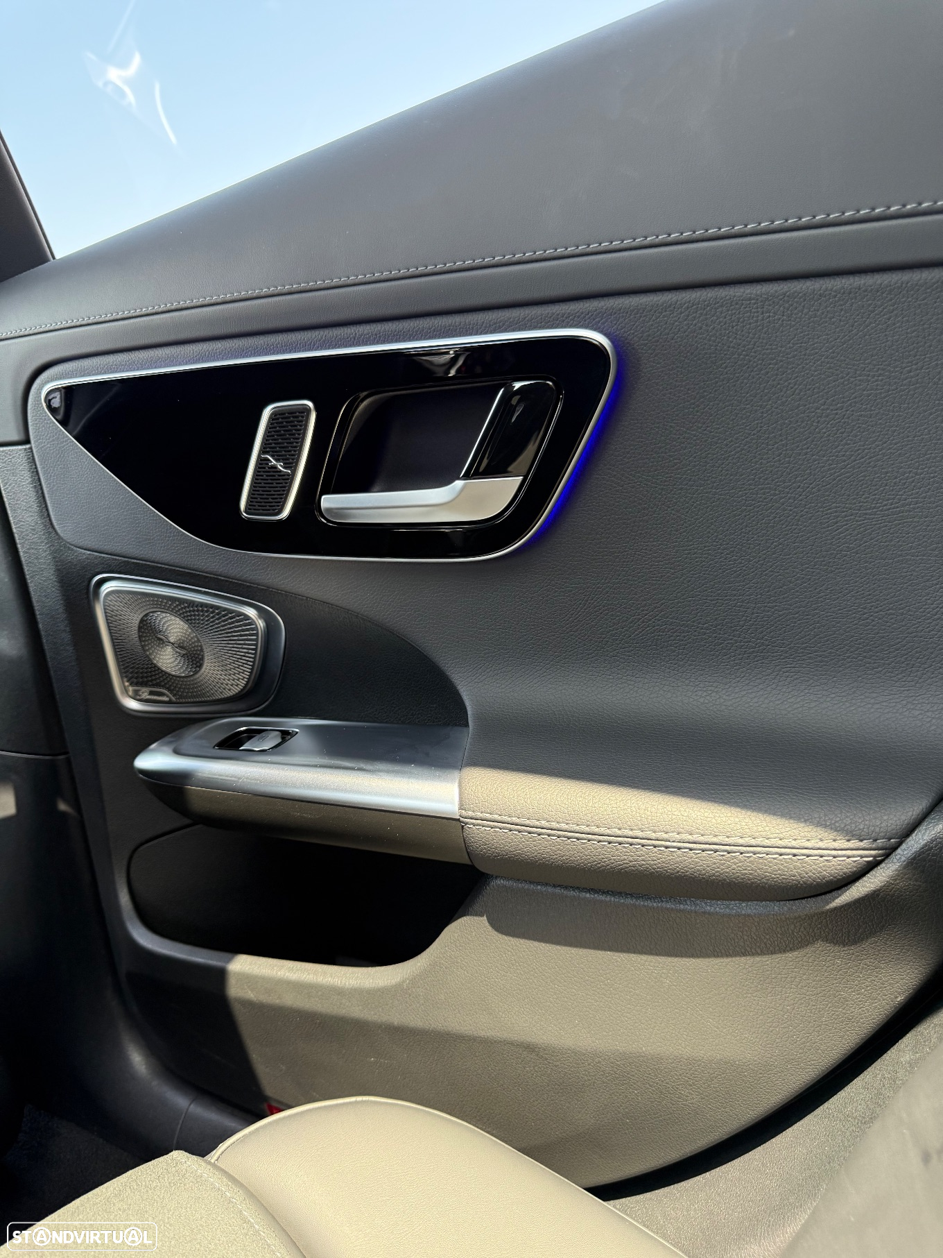 Mercedes-Benz C 300 e AMG Line - 16