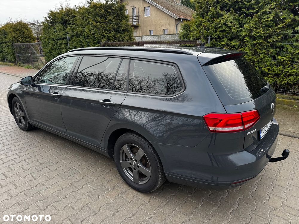 Volkswagen Passat 1.6 TDI (BlueMotion Technology) Comfortline - 10