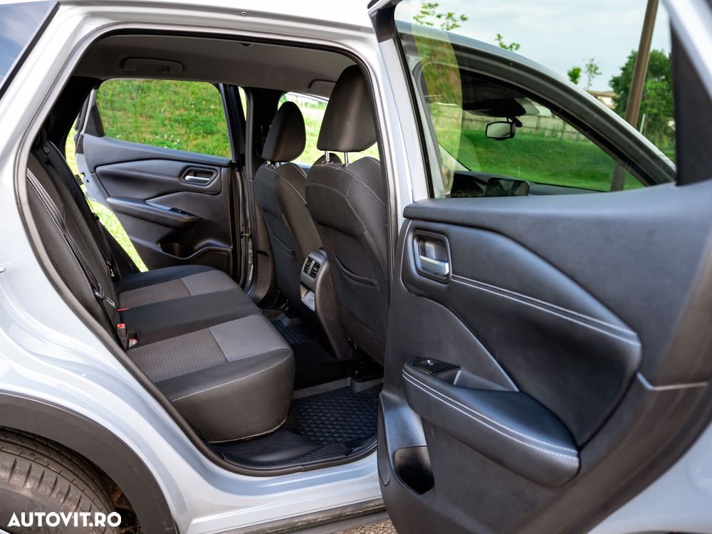 Nissan Qashqai 1.3 157CP 2WD DCT N-Connecta - 19