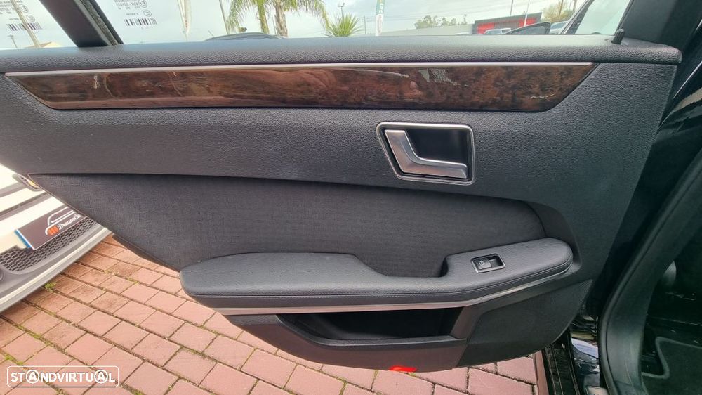 Mercedes-Benz E 220 CDi Elegance BE 136g - 28