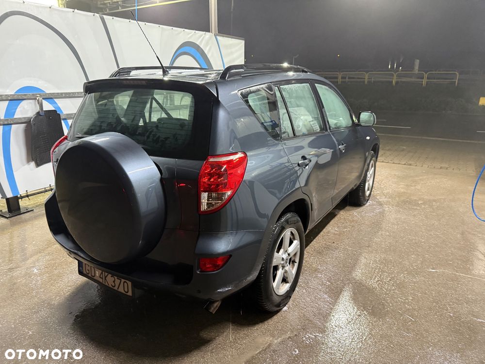 Toyota RAV4 2.0 VVT-i Sol - 7