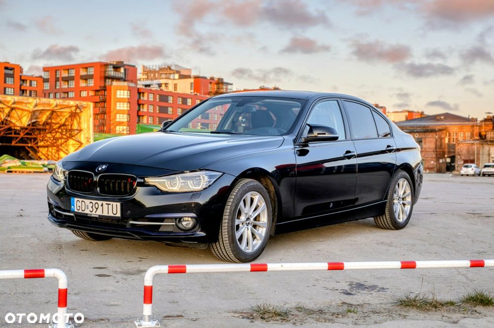 BMW Seria 3 318i Sport Line - 4