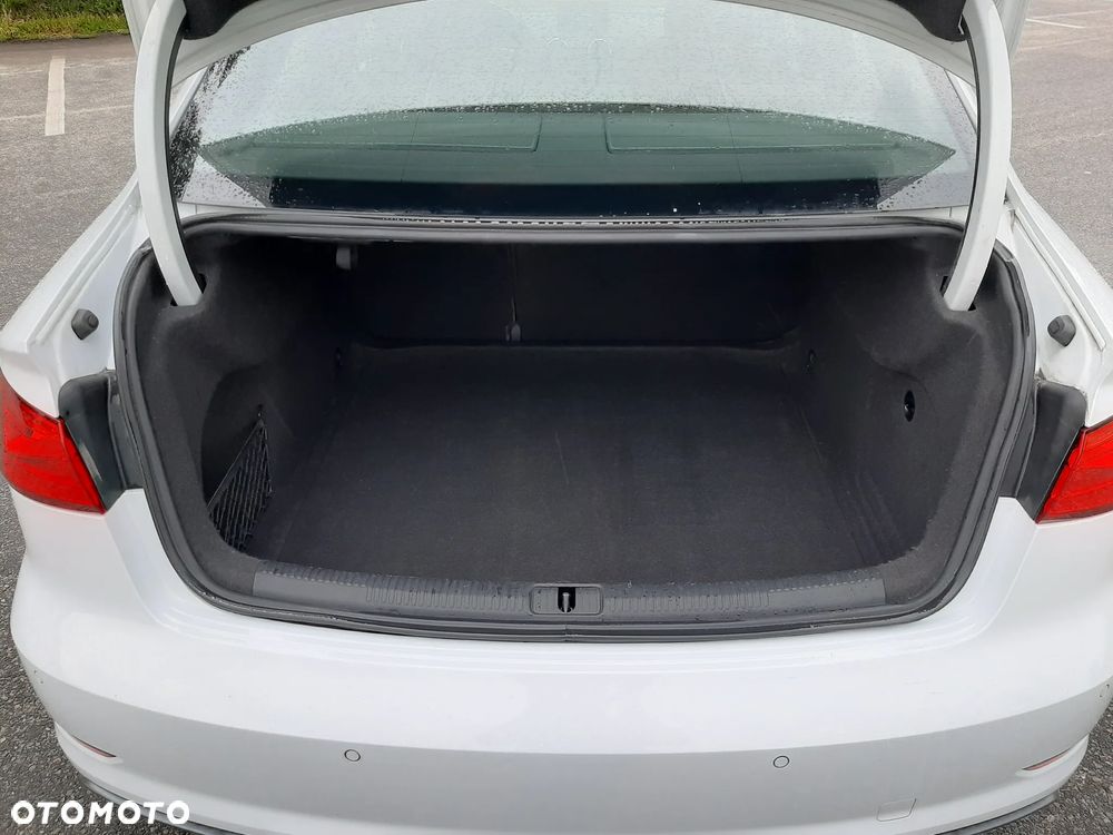 Audi A3 Limousine 2.0 TDI quattro S line Sportpaket - 15