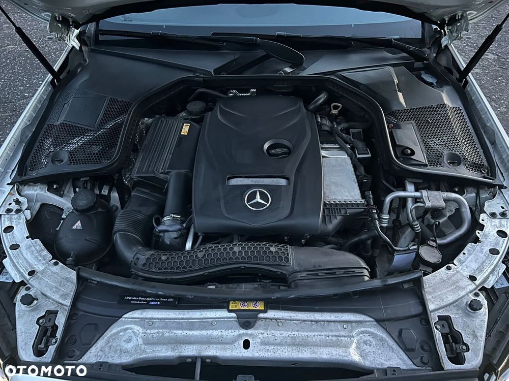 Mercedes-Benz Klasa C 300 Coupe 7G-TRONIC AMG Line - 13