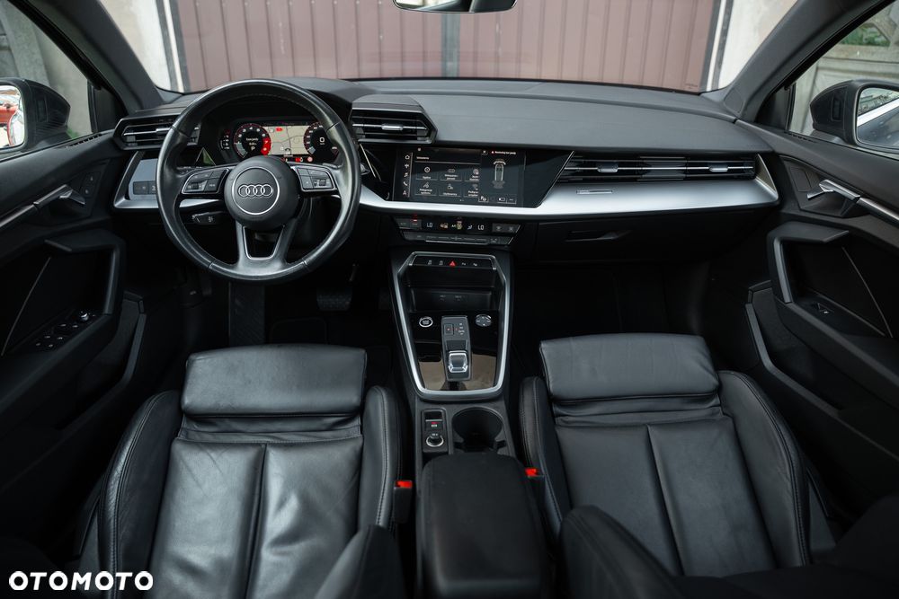 Audi A3 Sportback 35 TFSI S tronic S line - 5