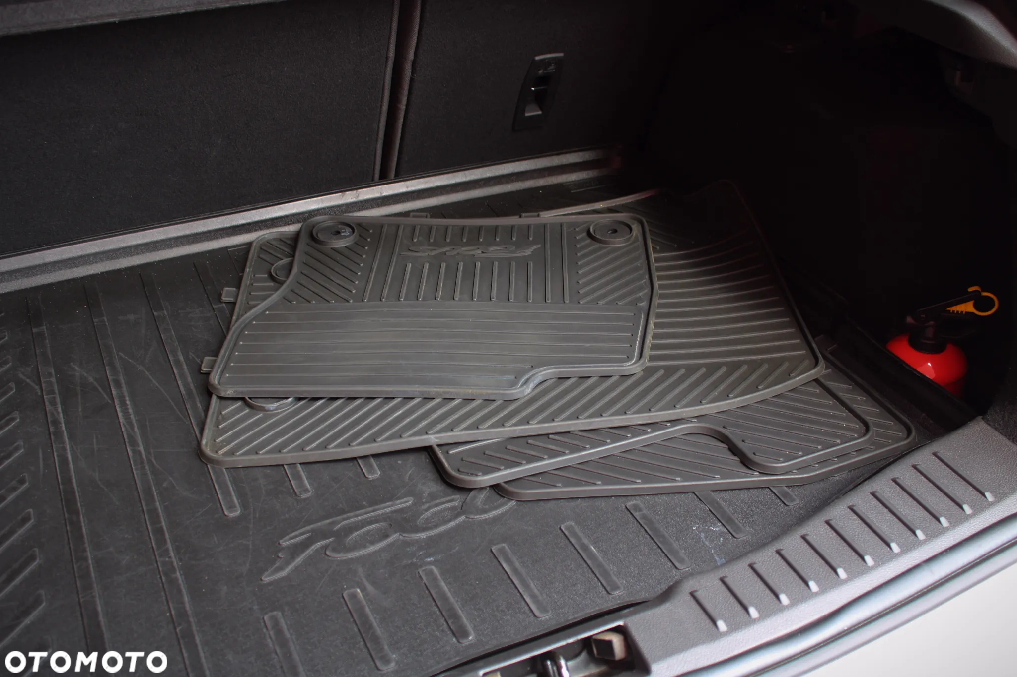 Ford Focus 2.3 EcoBoost RS - 28