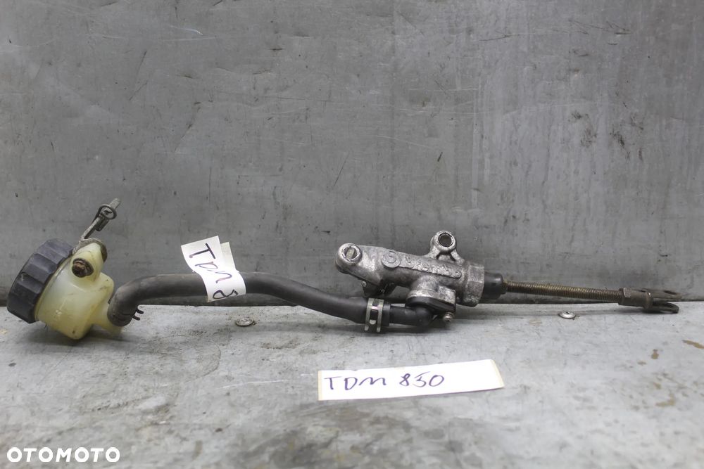Yamaha TDM 850 91-95r pompa pompka hamulca tył tylna - 2