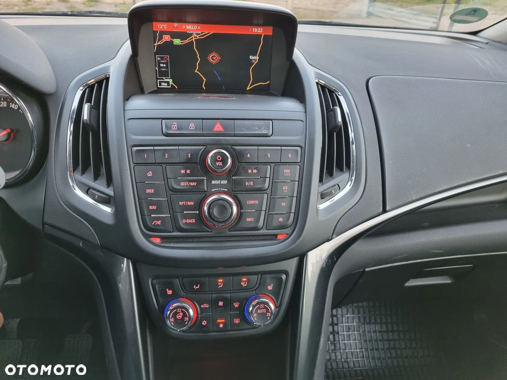 Opel Zafira Tourer 1.4 Turbo Innovation - 21