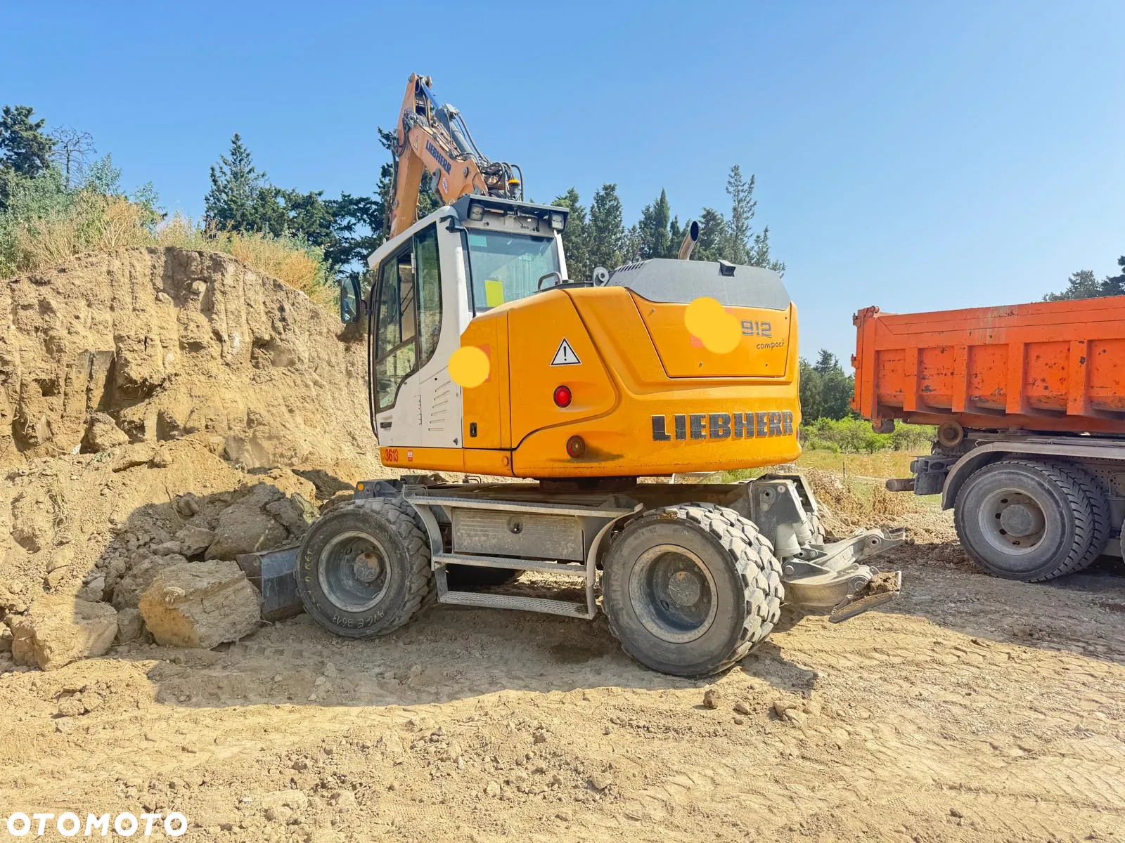 Liebherr A912 compact / 2017rok / świeżo sprowadzony - 2