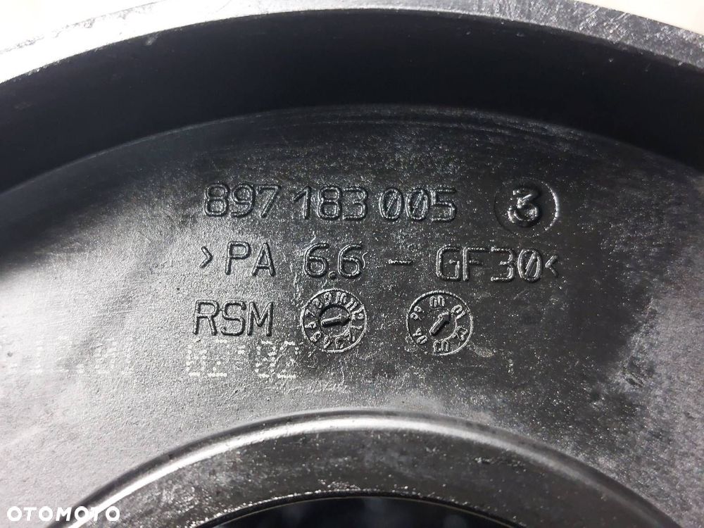POKRYWA ZAWORÓW OPEL CORSA C 1.7 CDTI 897183005 ID: 237901 - 3