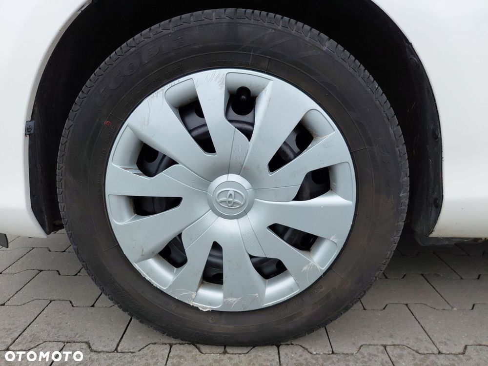 Toyota Yaris - 19