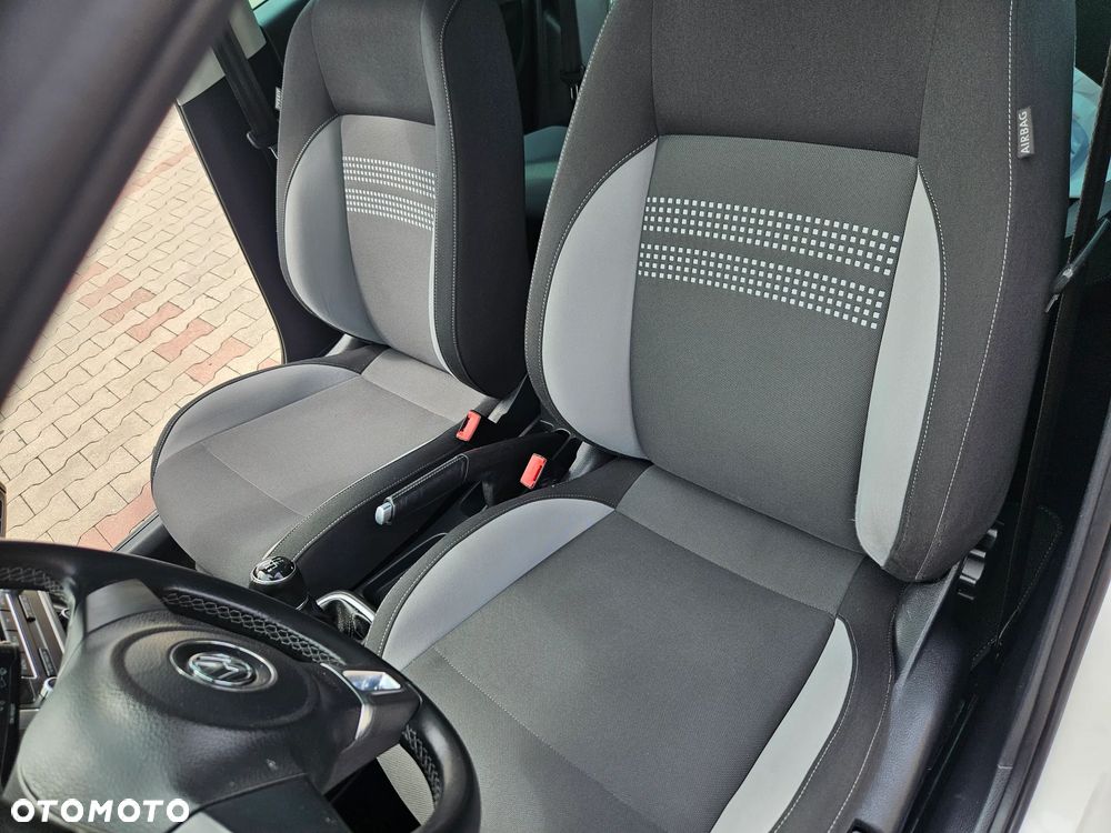 Volkswagen Polo 1.2 Life - 24