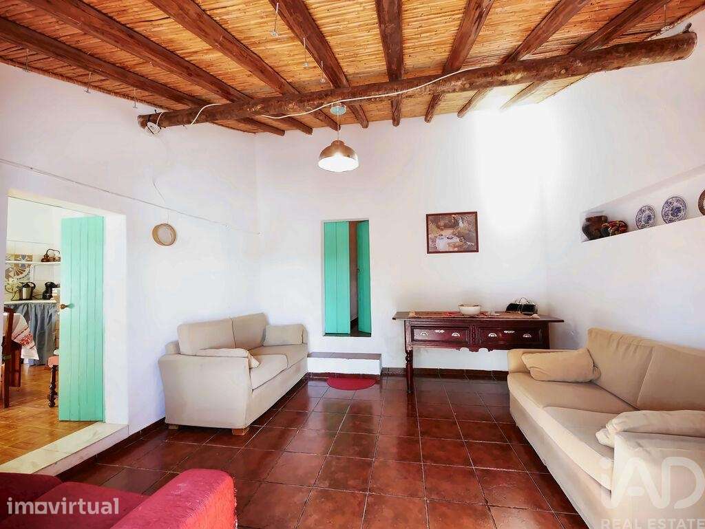 Casa / Villa em São João dos Caldeireiros de 75 m2 - Grande imagem: 2/14