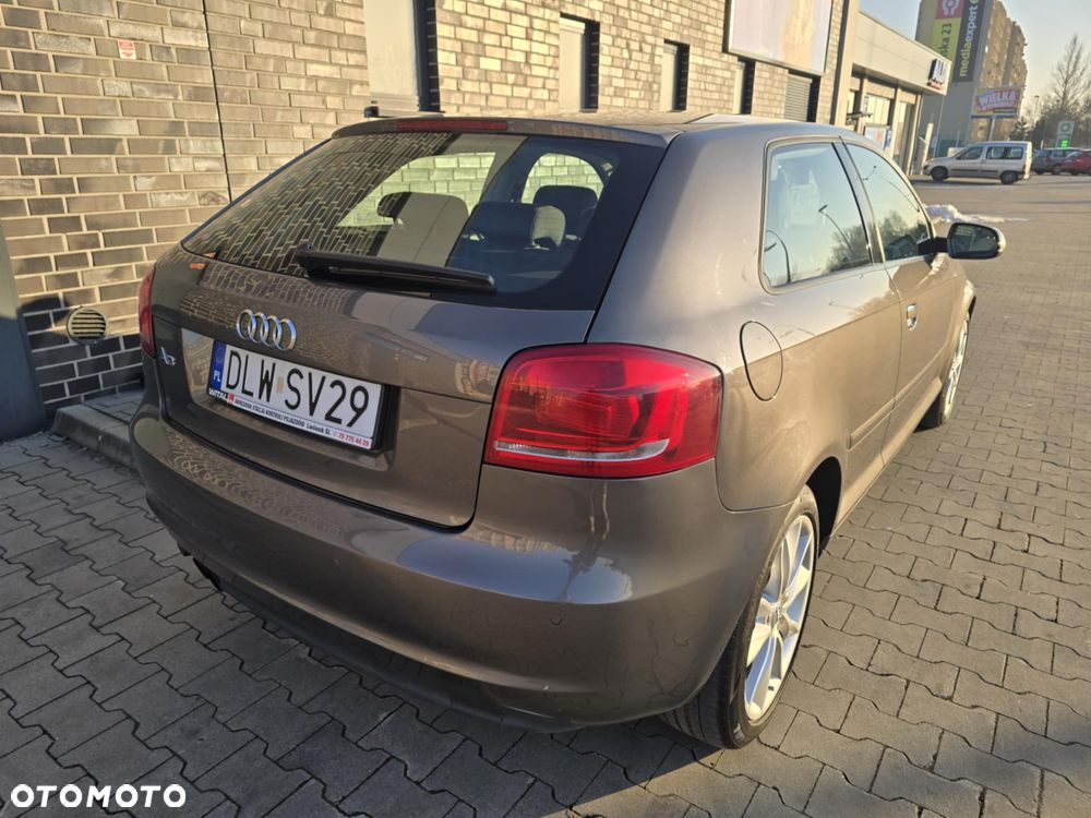 Audi A3 3-drzwiowe 2.0 TDI Quattro Ambiente - 38