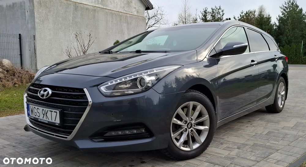 Hyundai i40 1.7 CRDi Comfort DCT - 1
