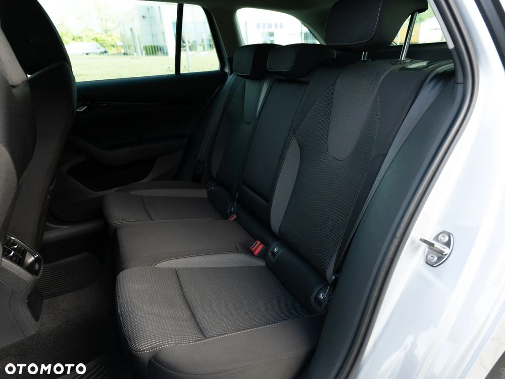Skoda Octavia 2.0 TDI Ambition - 17
