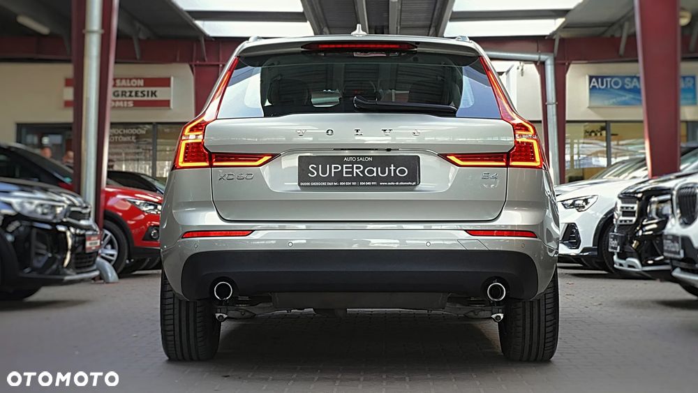 Volvo XC 60 T4 Momentum Pro - 11