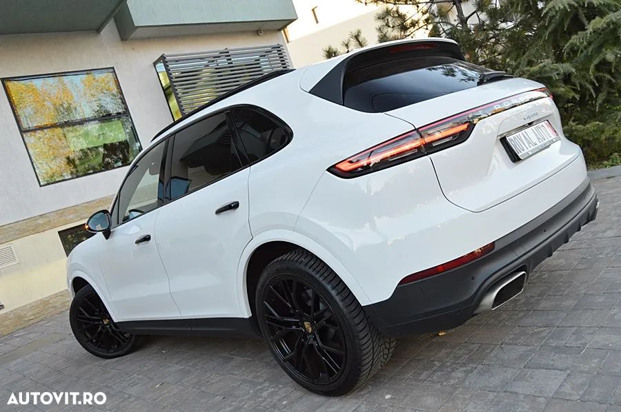 Porsche Cayenne Tiptronic S Platinum Edition - 27